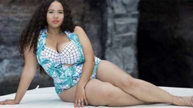 Esta campaña de bikinis plus size sí incluye todo tipo de cuerpos