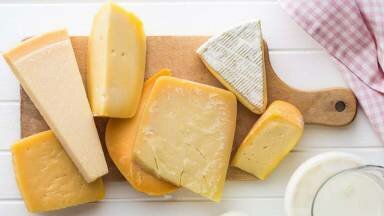 7 beneficios de comer queso a diario