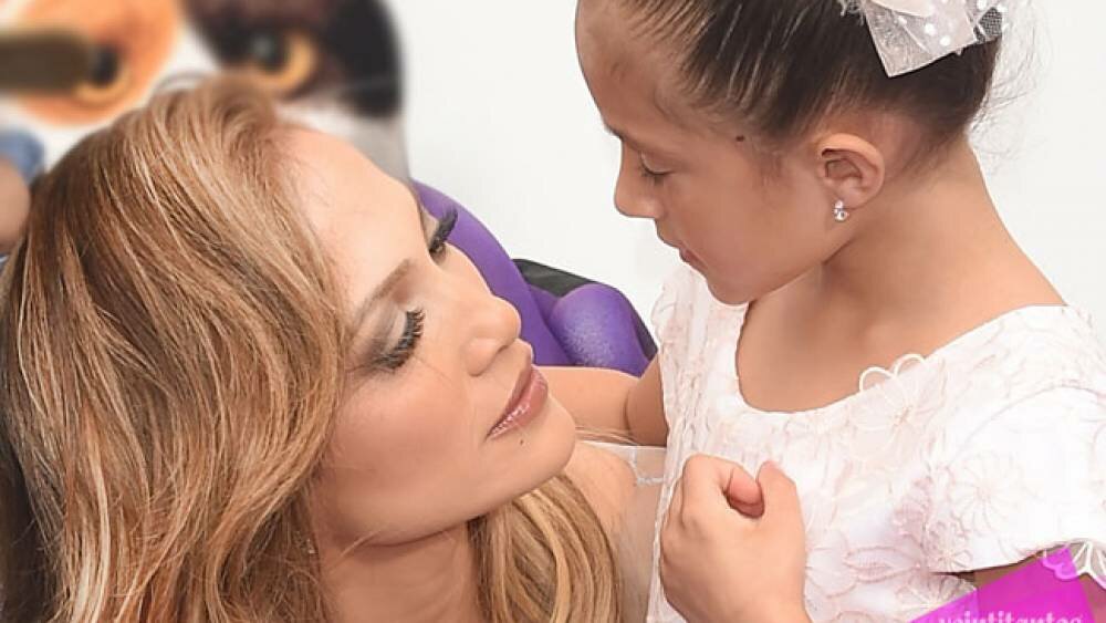 Jennifer López comparte tierno VIDEO con su hija 