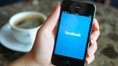Facebook quiere que publiques desde tu cerebro sin usar el celular