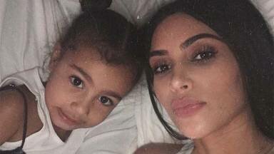 La hija de Kim Kardashian, North, debutó como modelo en pasarela
